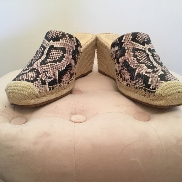 Vince Camuto Leather Python Snakeskin Print Espadrille Heeled Mules Brand New - Picture 8 of 9